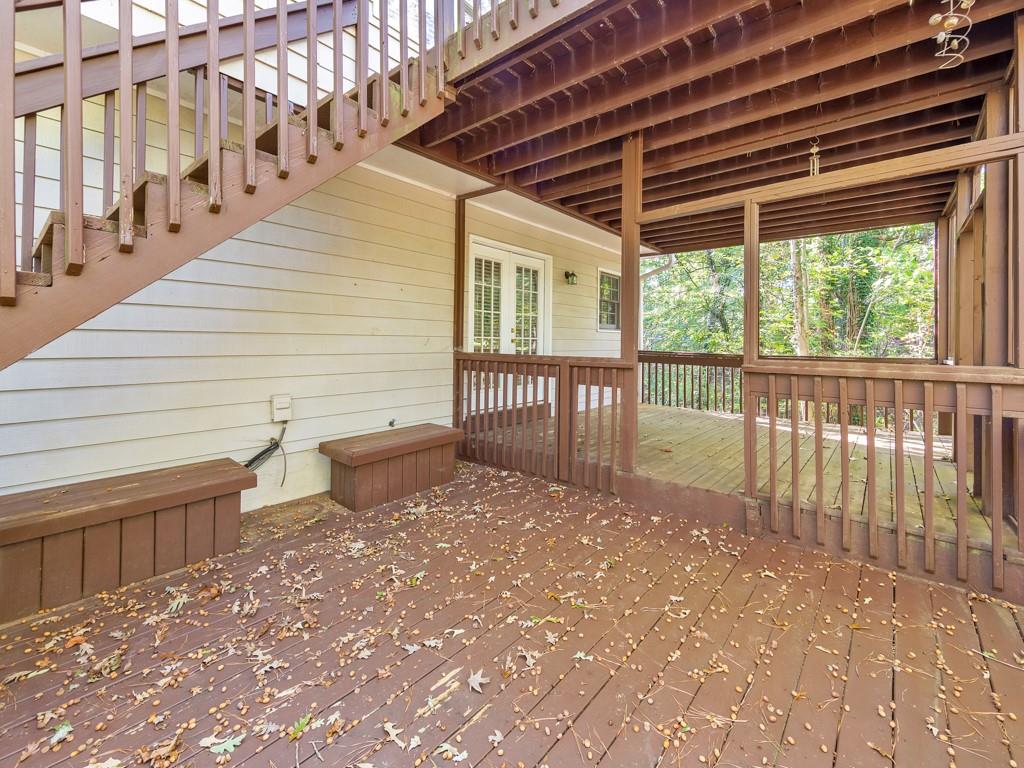 304 Queensbury Walk