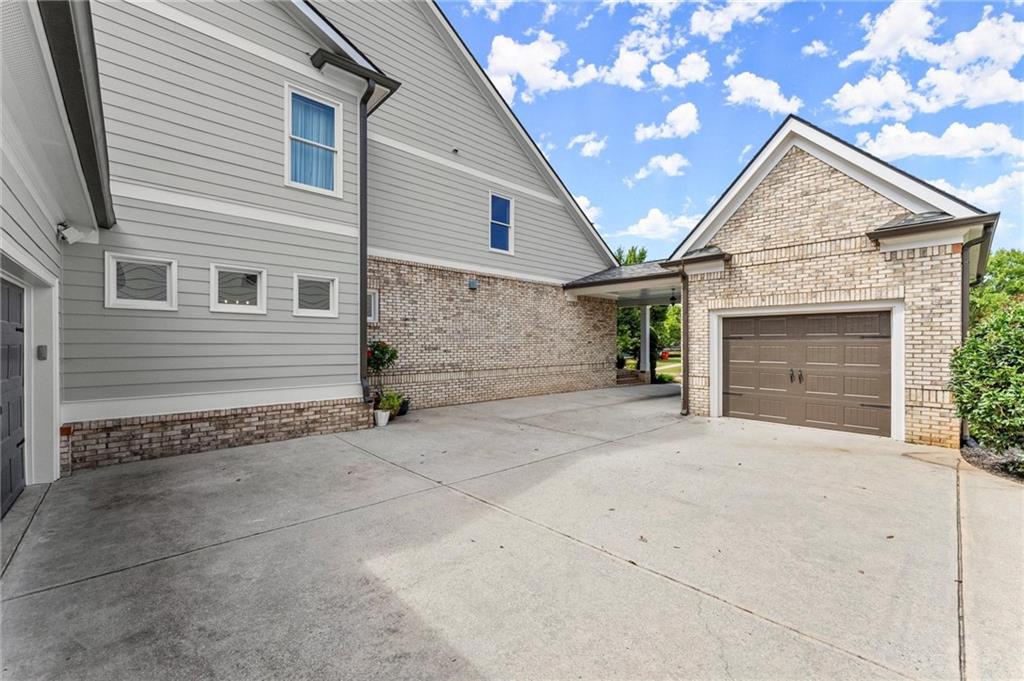 487 Carmichael Circle