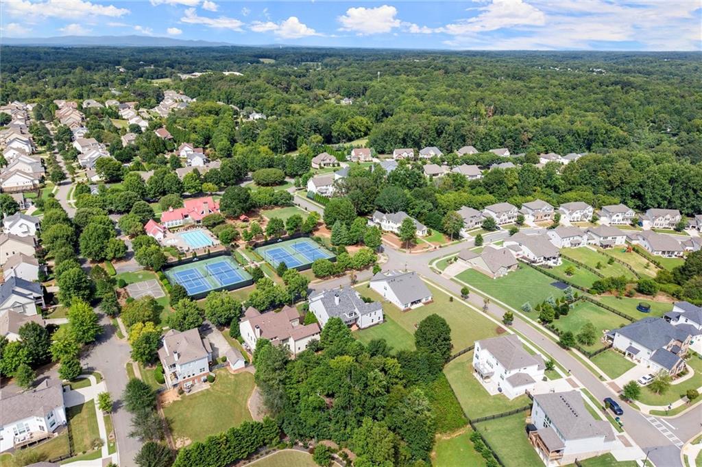 487 Carmichael Circle
