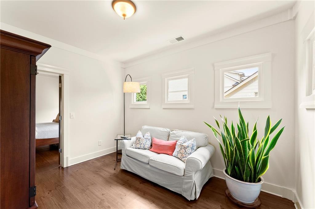 487 Carmichael Circle