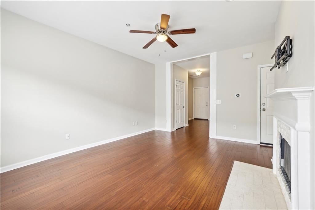7110 Woodland Lane