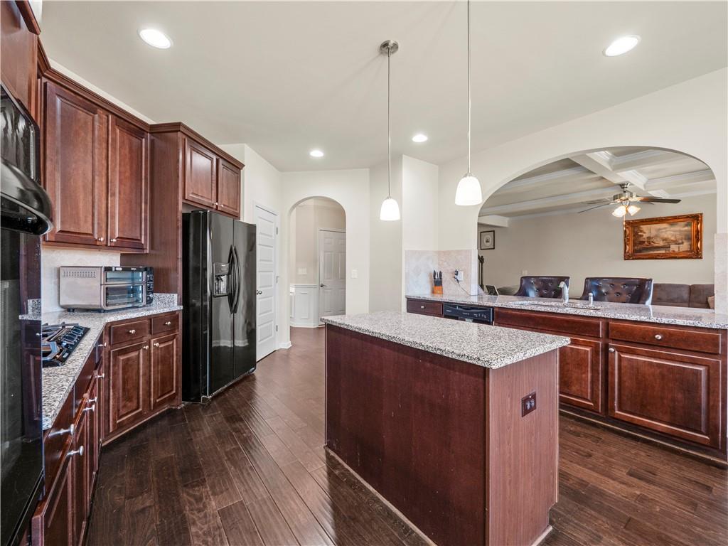 190 Silver Ridge Road