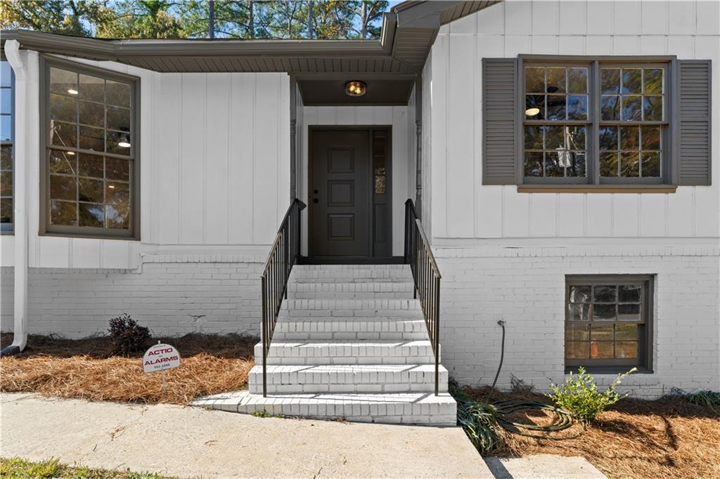 2851 Dale Drive