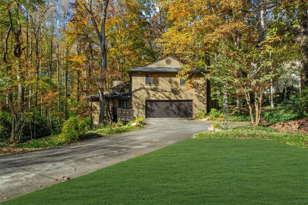4274 Loch Highland Parkway NE