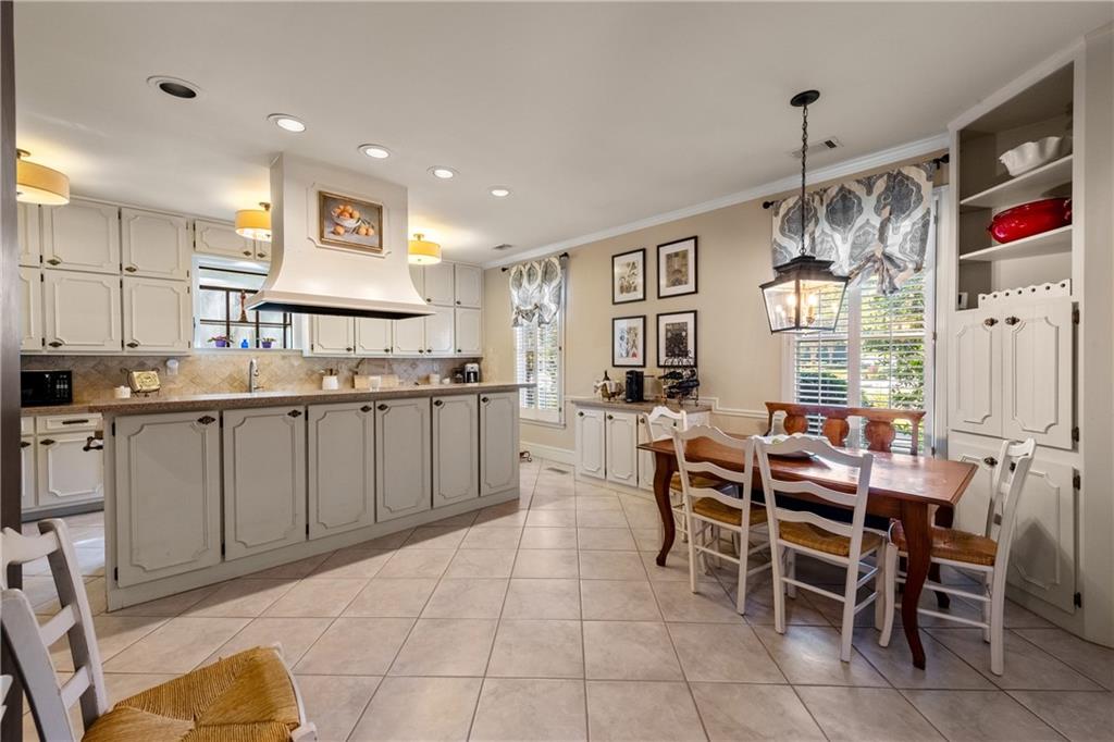 4280 Ridgegate Drive