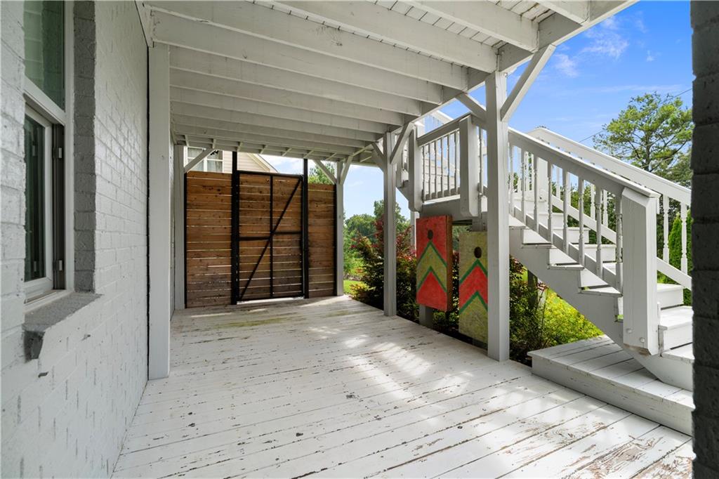 1186 Lincoln Drive