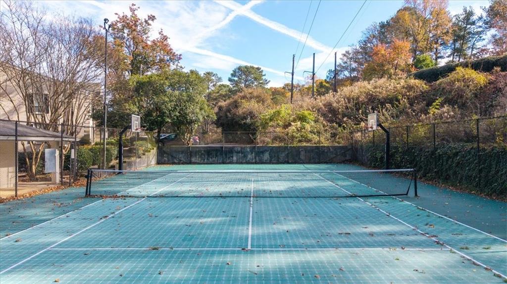 3470 Essex Avenue Unit 82