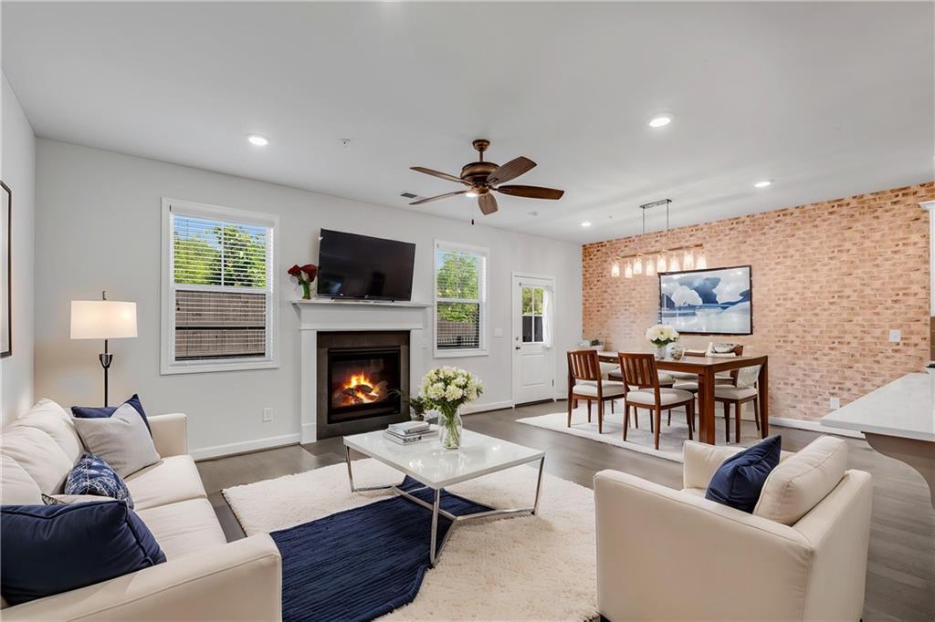 355 Niles Court Unit 2