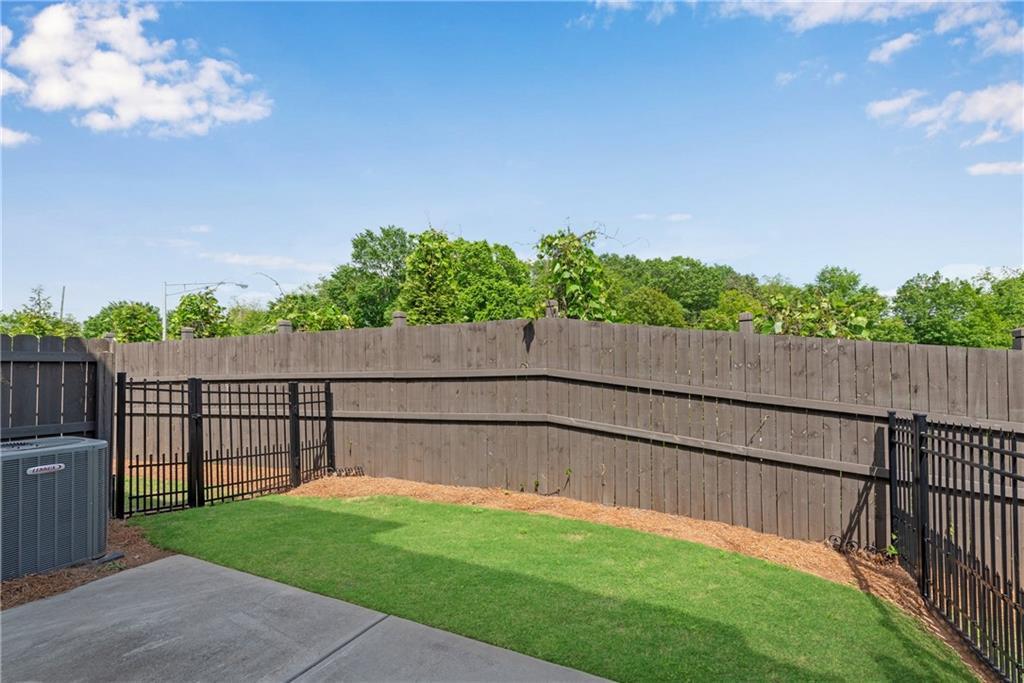 355 Niles Court Unit 2