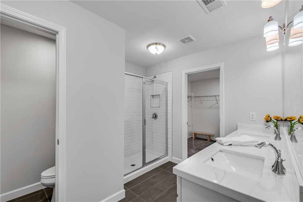 355 Niles Court Unit 2