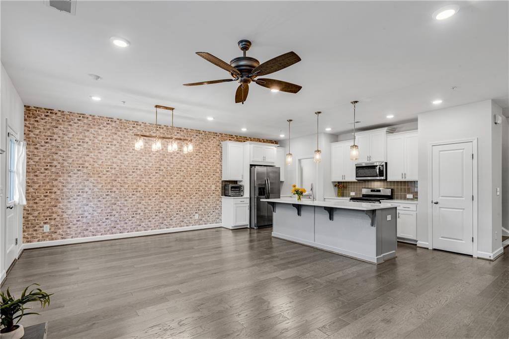 355 Niles Court Unit 2