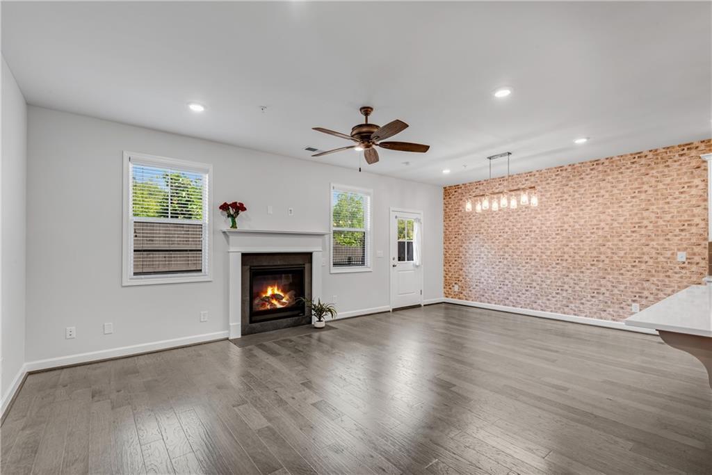 355 Niles Court Unit 2