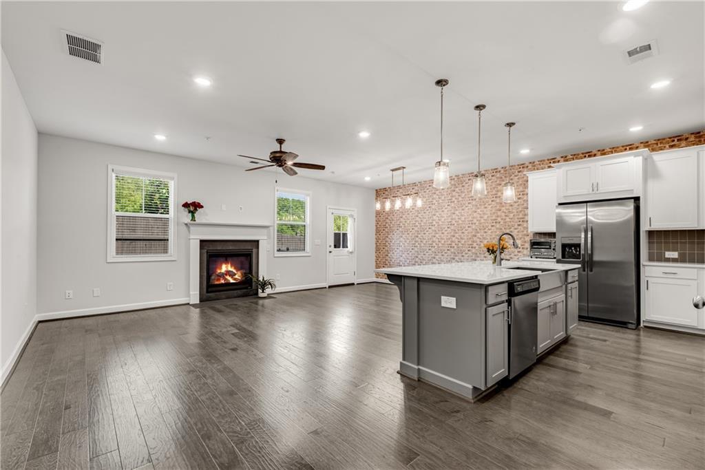 355 Niles Court Unit 2