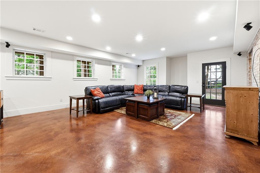 115 Ariel Court