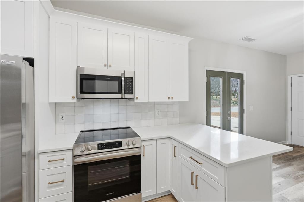5400 Three Lakes Court