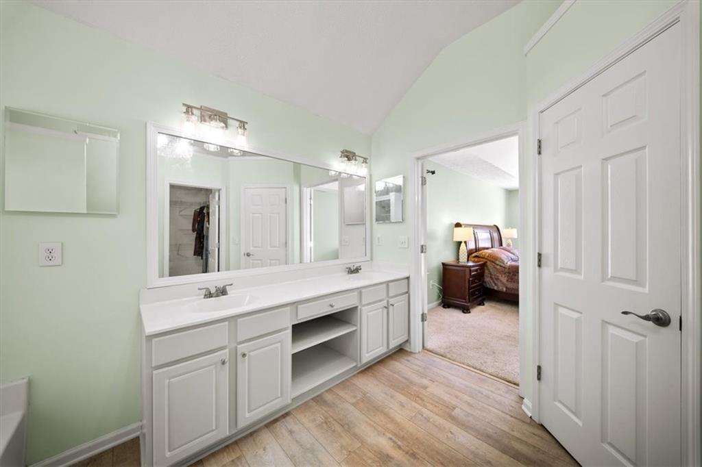 1585 Pinebreeze Drive