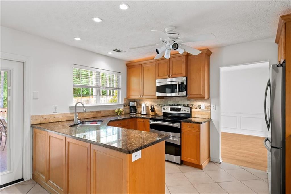 1585 Pinebreeze Drive