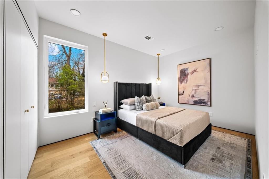 172 Racine Street SW