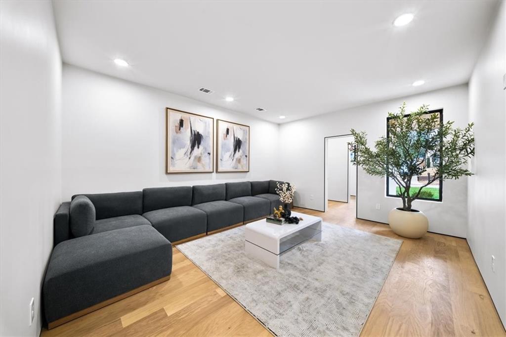 172 Racine Street SW