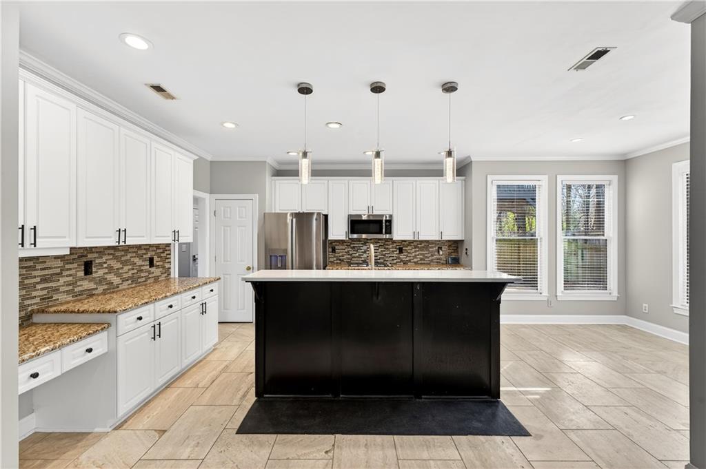 250 Haydens Walk Court