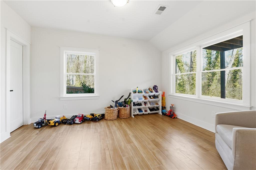 5969 Kenn Manor Way