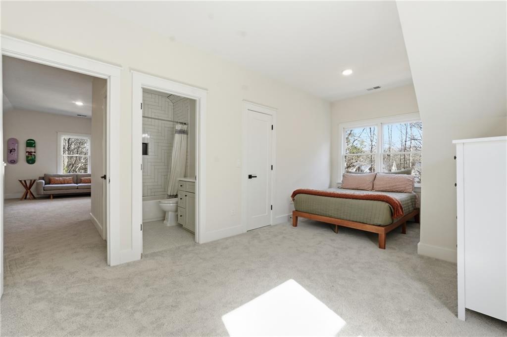 5969 Kenn Manor Way