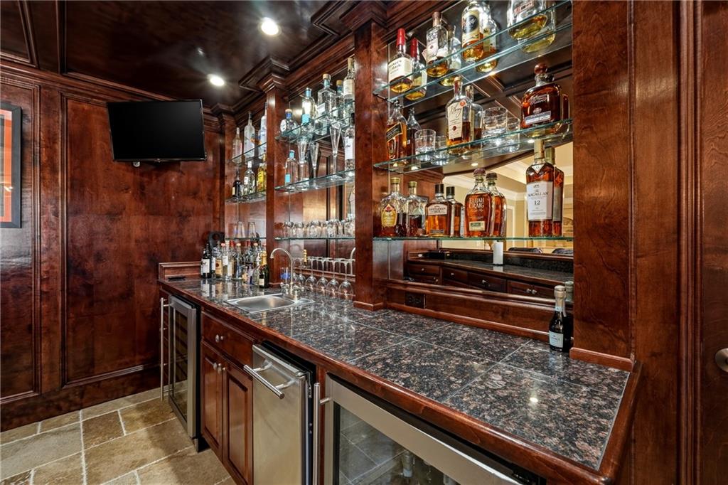 5430 Laurel Oak Drive