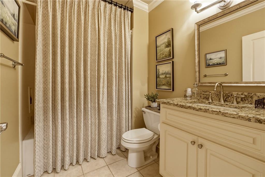 5430 Laurel Oak Drive