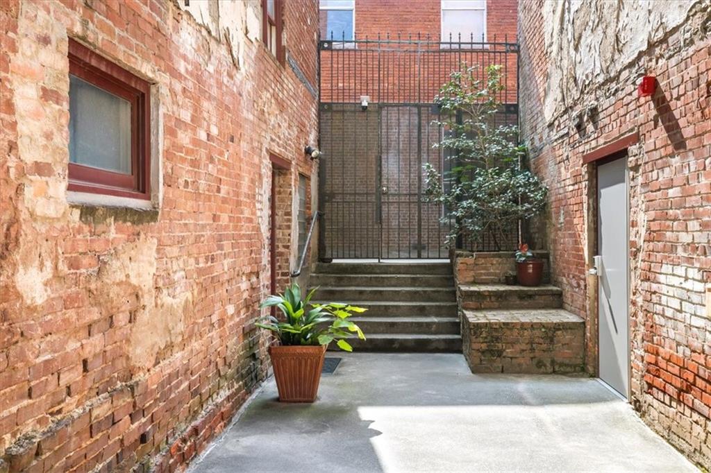 330 Peters Street SE Unit 105