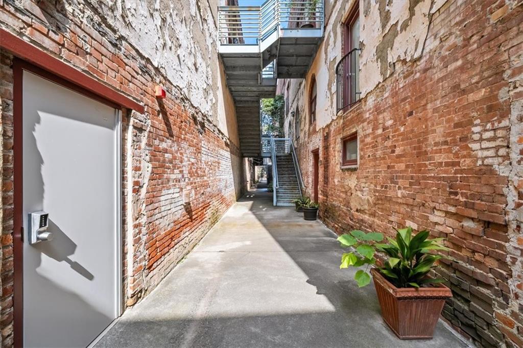 330 Peters Street SE Unit 105