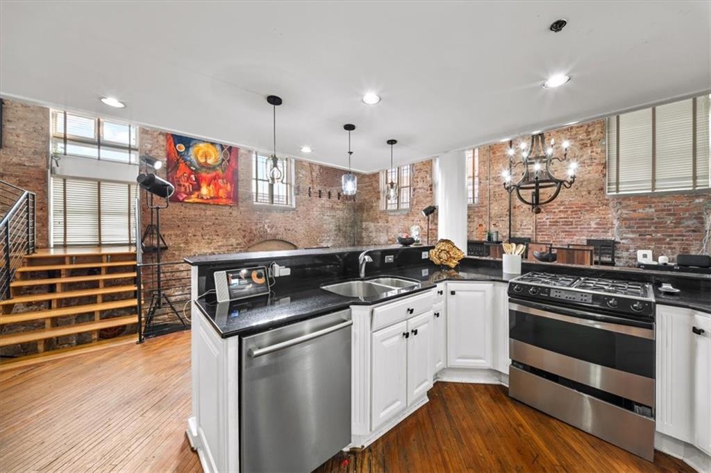 330 Peters Street SE Unit 105