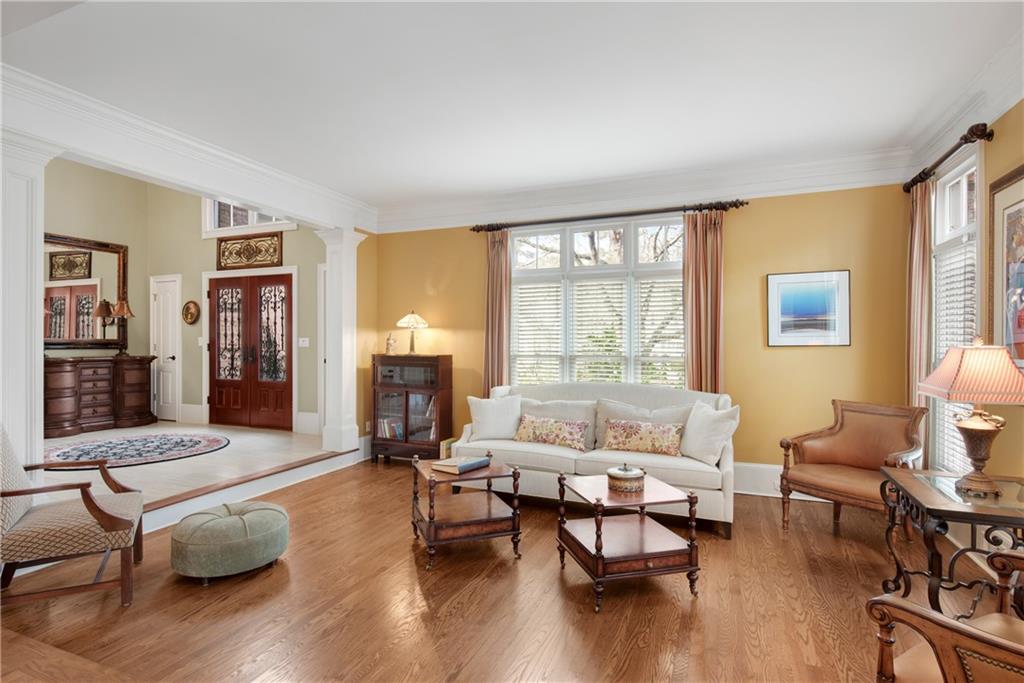 4331 Edgemere Drive