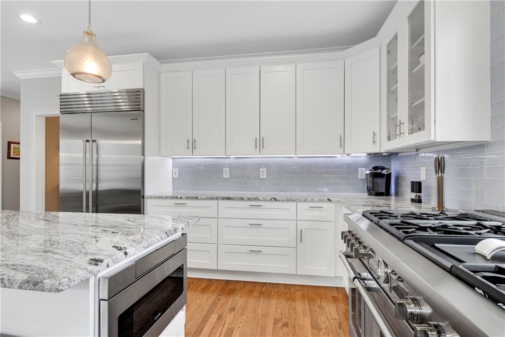 4331 Edgemere Drive
