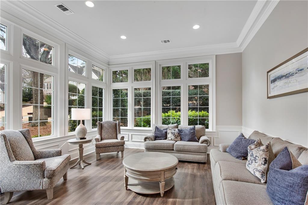 4331 Edgemere Drive