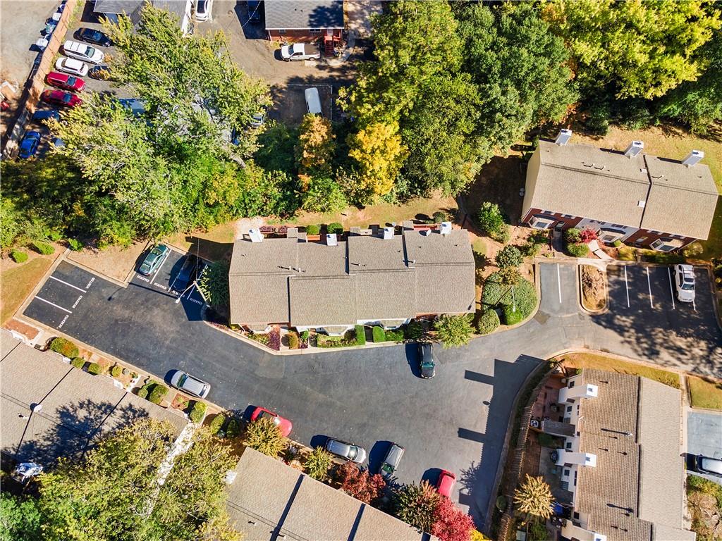 273 Shaded Oaks Lane SE