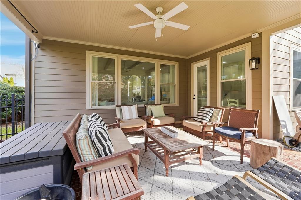2139 Mcfarlin Lane