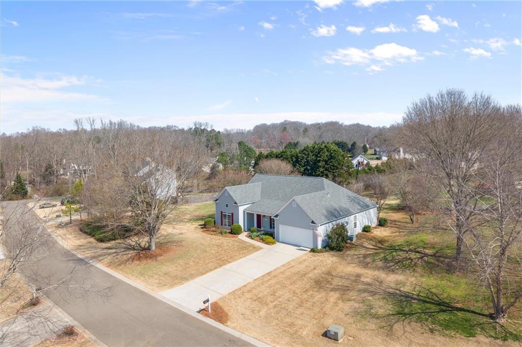 305 Hollybush Court