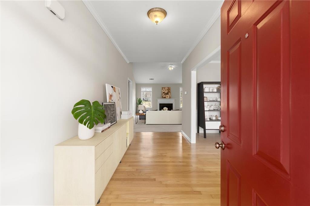 305 Hollybush Court