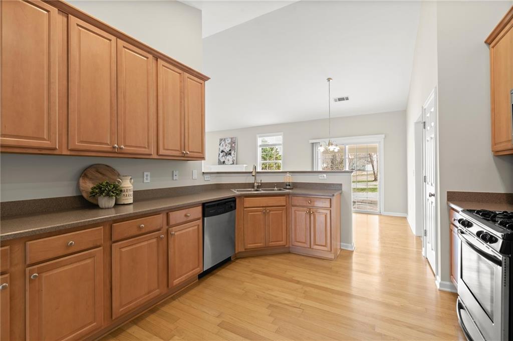 305 Hollybush Court