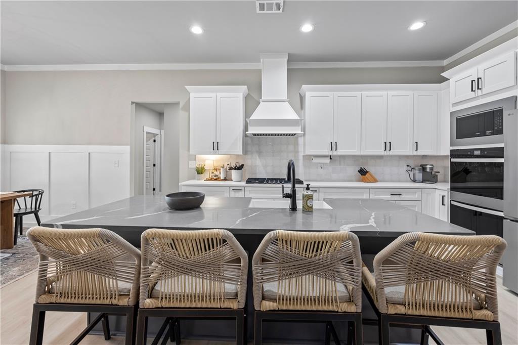 152 White Oak Way