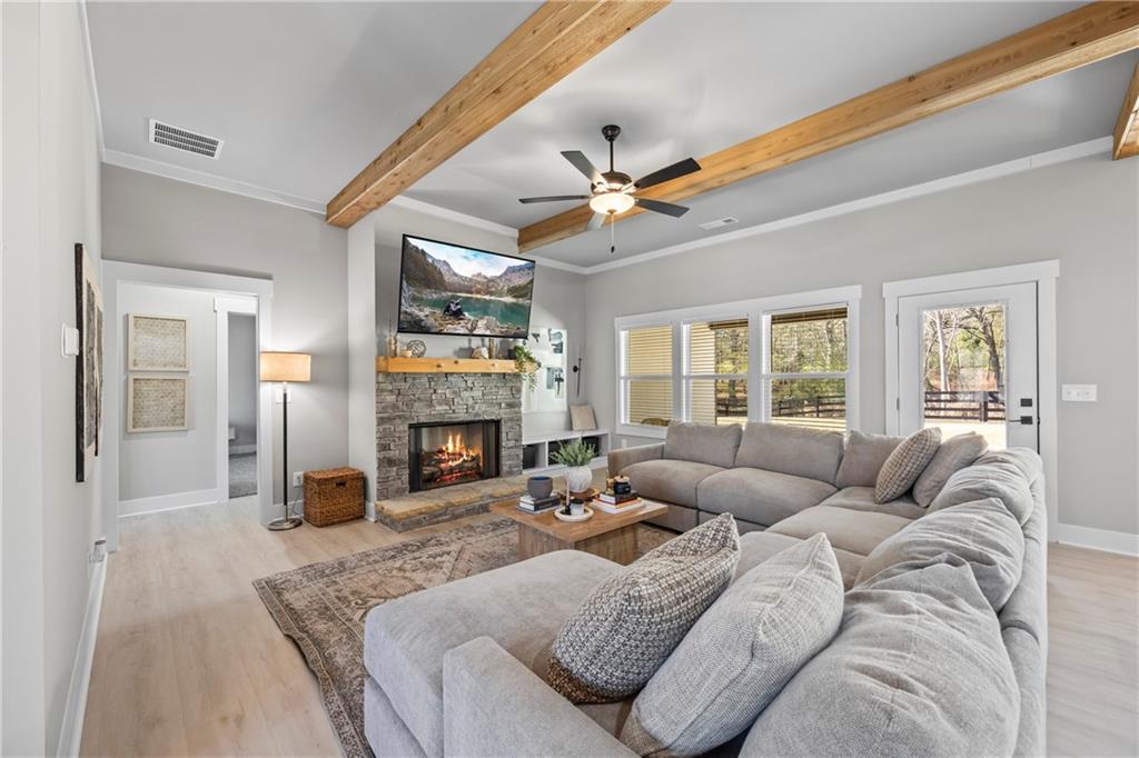 152 White Oak Way