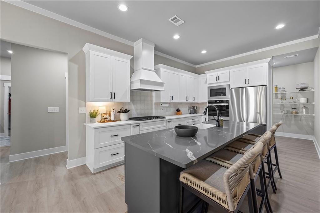 152 White Oak Way