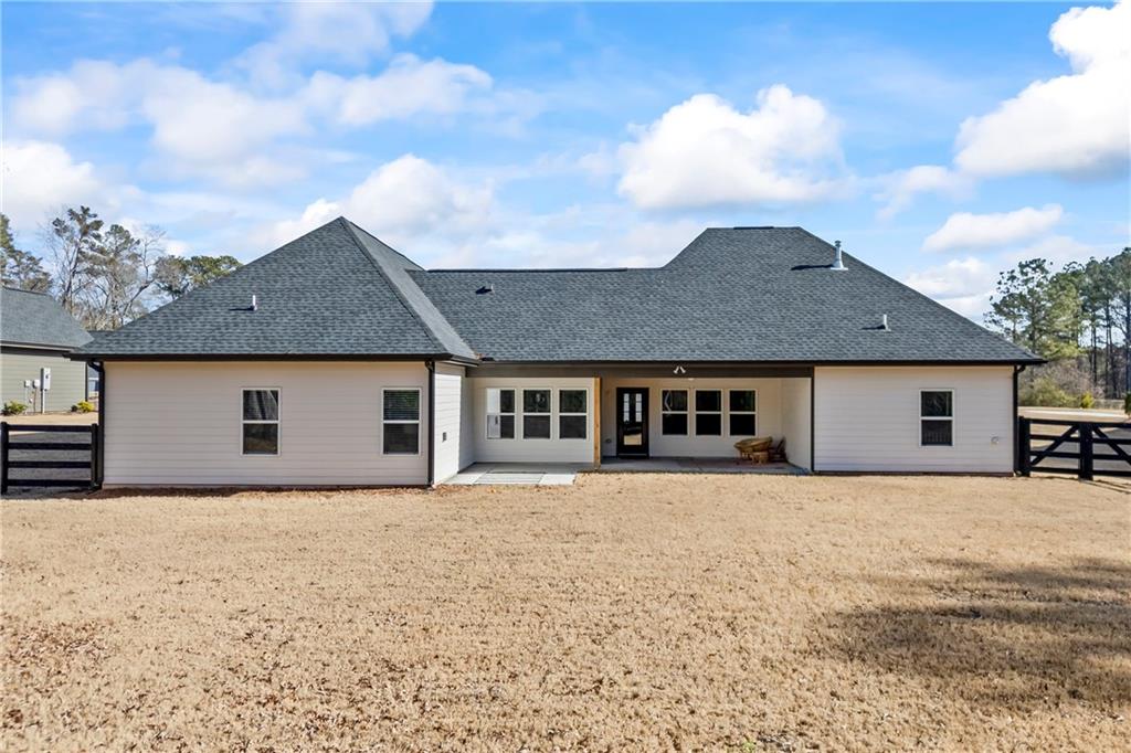 152 White Oak Way