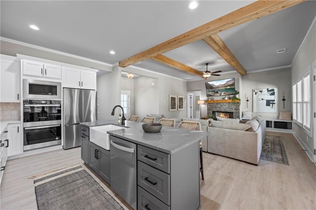 152 White Oak Way