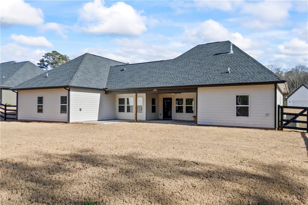 152 White Oak Way