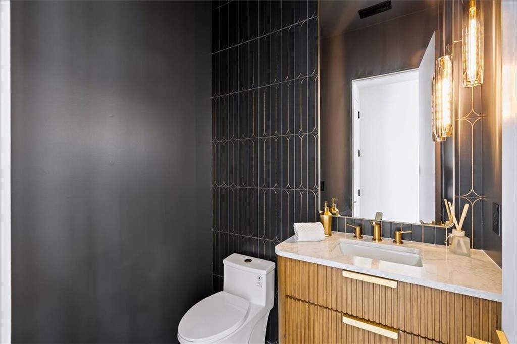 1342 Thurgood Street SW