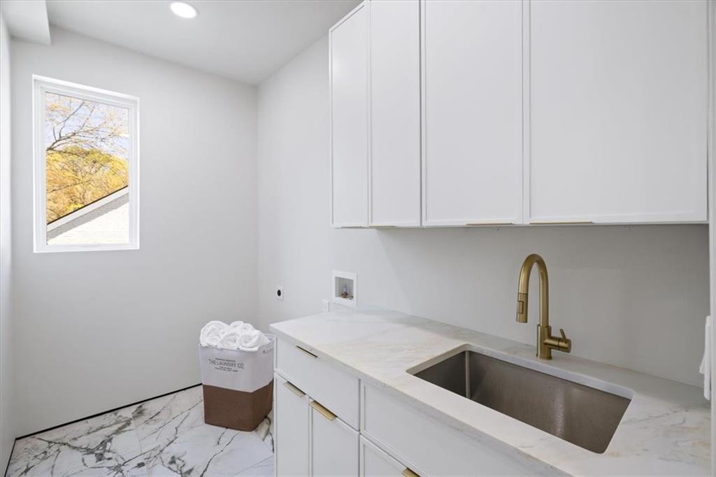 1342 Thurgood Street SW