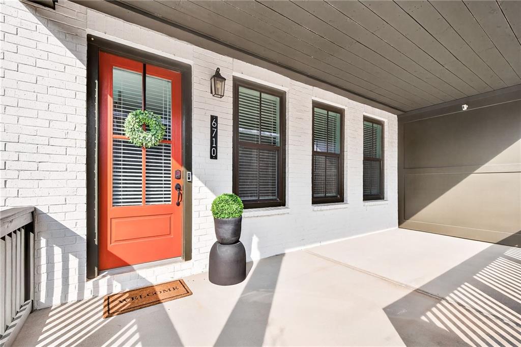 6710 Pippin Walk
