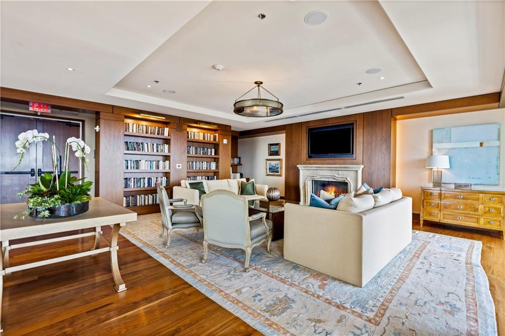 3630 Peachtree Road NE Unit 1809