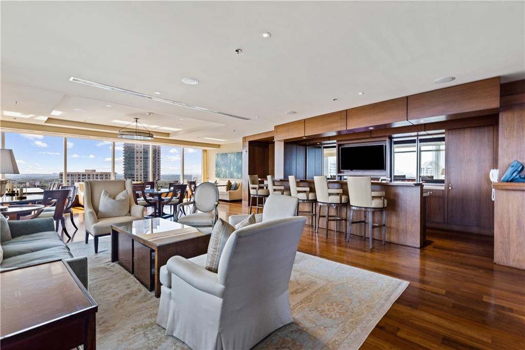 3630 Peachtree Road NE Unit 1809